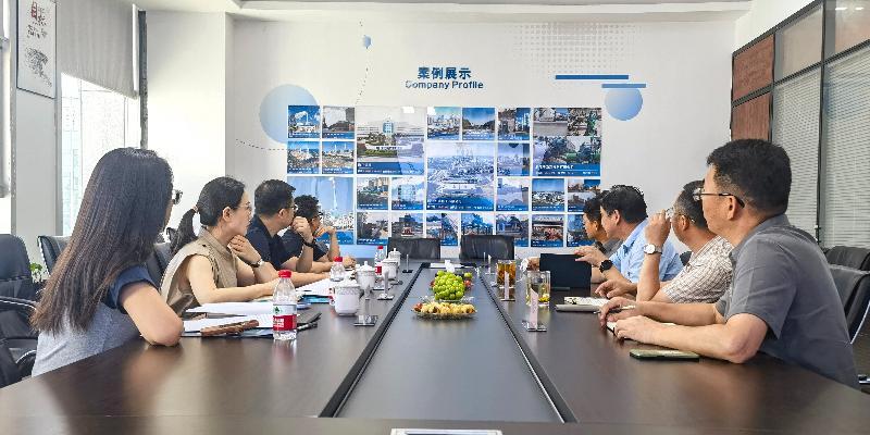 錢江世紀城黨工委委員、管委會副主任俞魯曉一行蒞臨杰锎科技調(diào)研指導(dǎo)